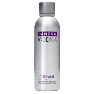 Водка Данска Курант Черная Смородина (Danzka), 0.7л